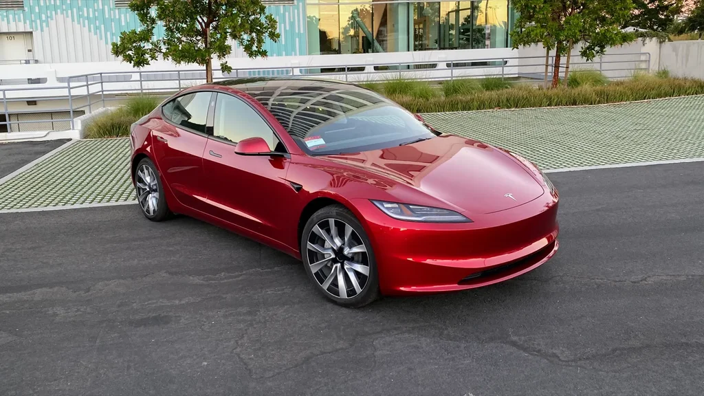 2024 Tesla Model 3 Highland İncelemesi