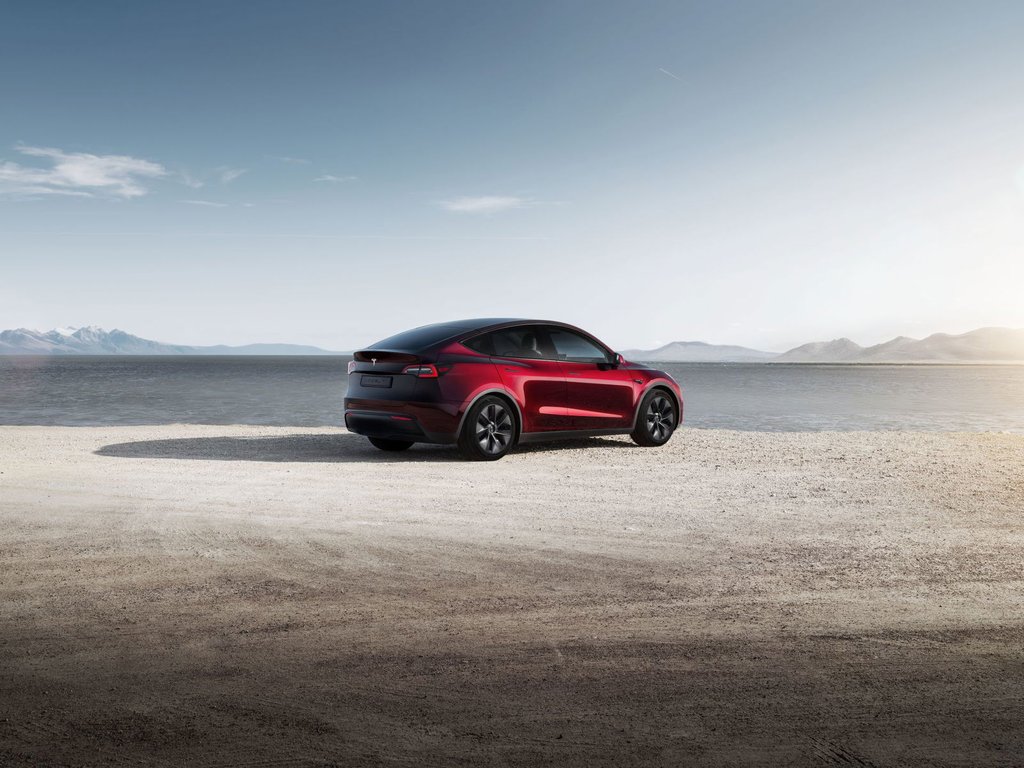 Tesla Model Y: 7 Koltuklu Versiyon Avrupa'da